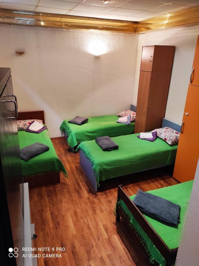 Apartment Fair And Share 1-7 Guests *