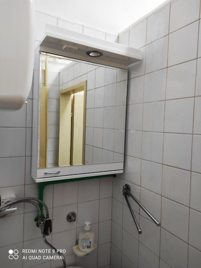 Apartment Fair And Share 1-7 Guests